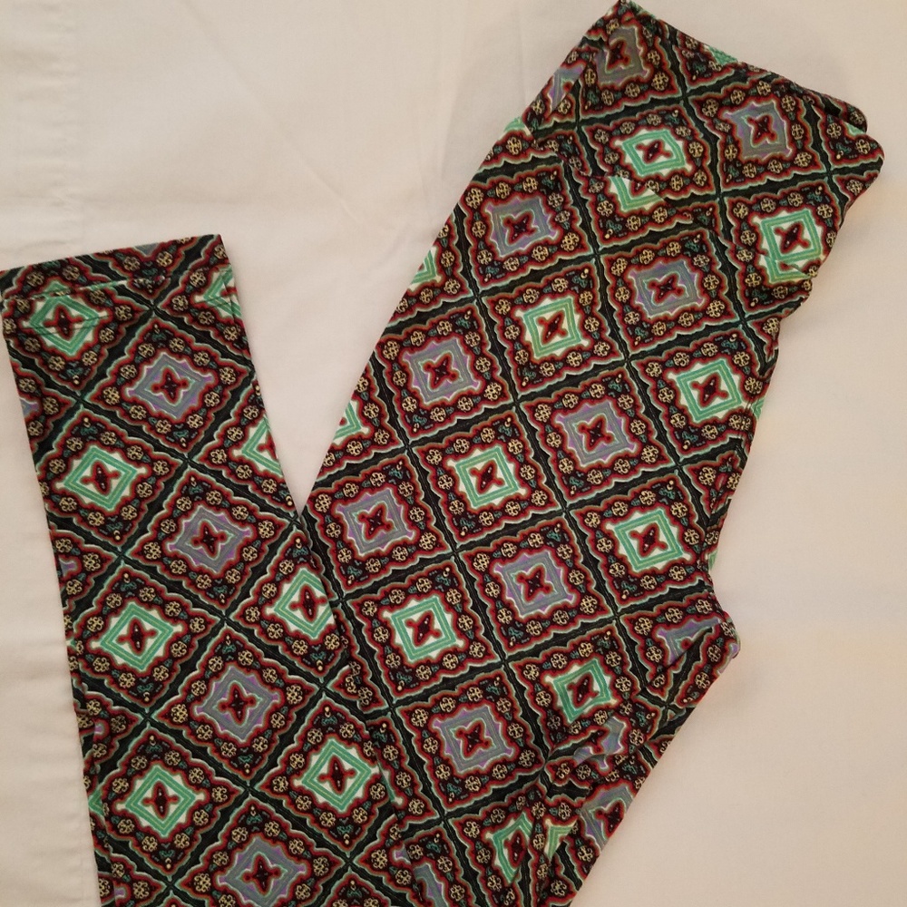 LulaRoe One Size Leggings